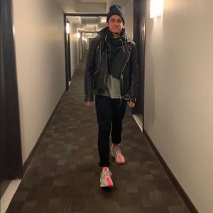 Meet your Posher, Hayden